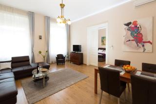 Elegant apartment with Buda Castle view - Budapest - 6