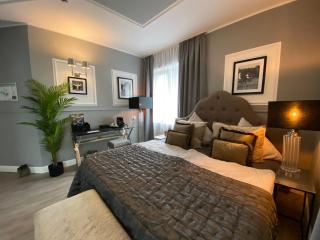 Boutique Hotel Villa Sarah - Düsseldorf - 1