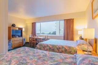 English Bay Hotel - 5