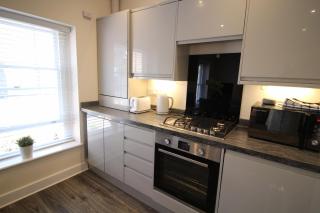 The Warren @ Short Stays - Basingstoke - 5