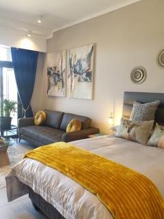 Menlyn Maine Residence - 1