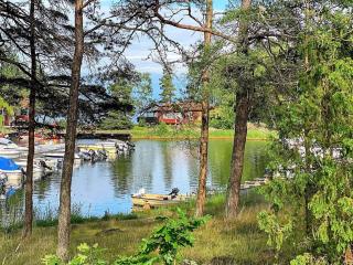 Seaside Charm on Okno Island-By Traum - - 5