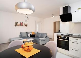 Lavanda Apartments - Jelsa - 0