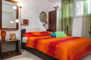 Apartments by the sea Makarska - 6843 - 1