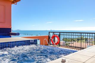 Martinique Whitsunday Resort - Airlie Beach - 9