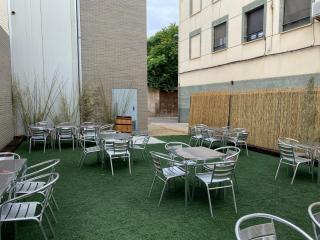 Hotel HM Alfaro - Alfaro - 8