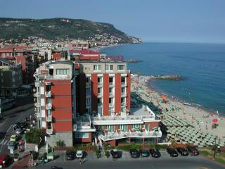 Residence Stella Maris - Pietra Ligure - 8