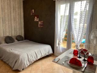 studio indépendant dans villa avec piscine jacuzzi - Vidauban - 6