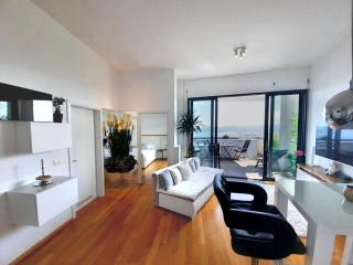 Lux -Luxury Sea and Mountains View Apartment-NEW - Koper - 0