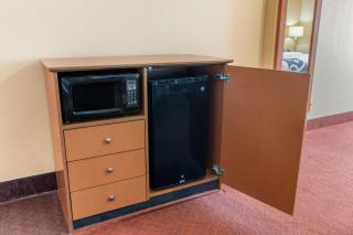 La Quinta by Wyndham Hobbs - 1