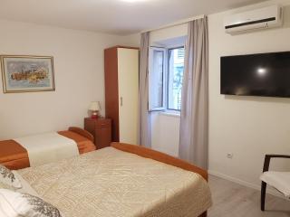 Joy Apartments Old Town Dubrovnik - Dubrovnik - 2