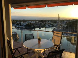 Vue Panoramique sur la Mediterrannée, appartement sur canal & proche plage - Roses - 7