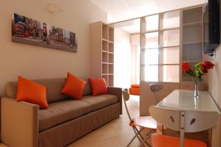 UR-NEST Piazza Maggiore - Bolonia - 9