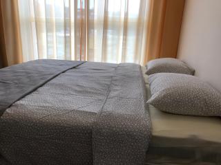 Grand Saharov - Warna - 1