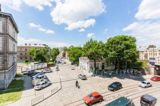 Сучасна квартира по вул Дарії Гусяк 9 біля Краківського - Lviv - 5