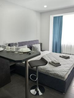 Luxury Central Apartment - Uschhorod - 9