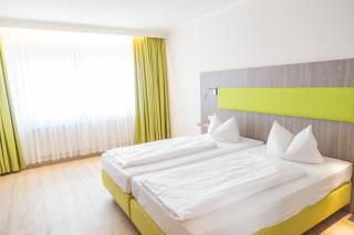 Das Ebertor - Hotel & Hostel - Boppard - 0