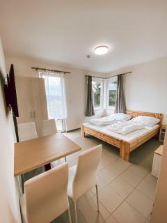 Chaty a Apartmány Hracholusky Kemp Kosatka - Pňovany - 4