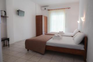 Prionas Studios - Paralia Skotinas - 2