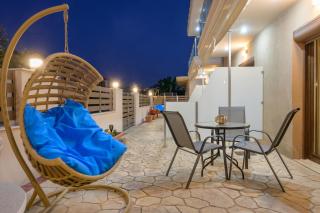M&B boutique apartments - Nea Roda - 3