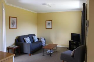 Blue Thistle Cottages - 5