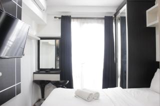 Functional Studio Room The Jarrdin Cihampelas Apartment By Travelio - Bandung - 1