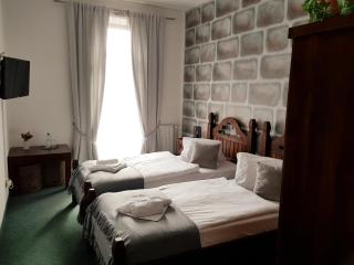 Hotel Camelot - Tisá - 1