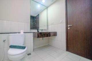 Cozy 2BR Apartment Nine Residence with City View By Travelio - 6