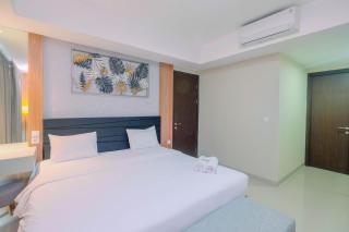Cozy 2BR Apartment Nine Residence with City View By Travelio - 4