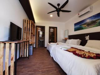 The Barat Tioman Beach Resort - Kampong Juara - 3