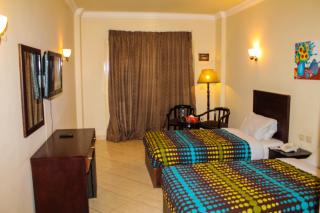 La Sirena Hotel & Resort - Families only - Ain Suchna - 9