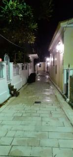 THE STREET HOUSE - 7