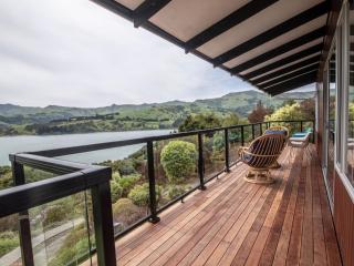 Kingfisher's Perch - Takamatua Holiday Home - Akaroa - 1