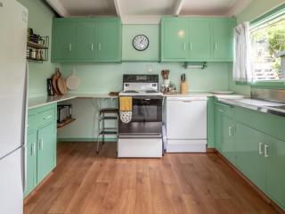 Kingfisher's Perch - Takamatua Holiday Home - Akaroa - 5