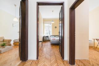 Homely 4 Bedroom Apartment - Old Town - by Upstairs - 1