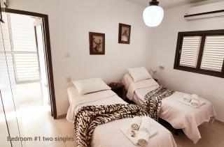 Marina's Home By The Sea - 1