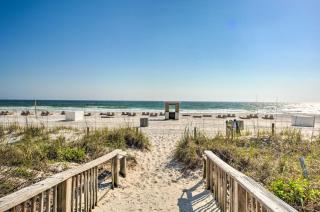 Breezy Panama City Beach Condo with Private Balcony! - Panama City Beach - 9