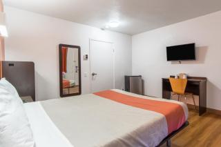 Motel 6 Bakersfield - Bakersfield - 6
