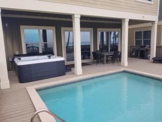 The Tourist Trap - Heated Private Beachfront Pool! Gorgeous!!! - 9