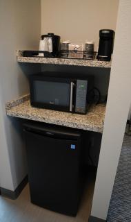 Brookstone Inn & Suites - Fort Dodge - 2