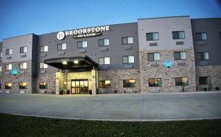 Brookstone Inn & Suites - Fort Dodge - 9