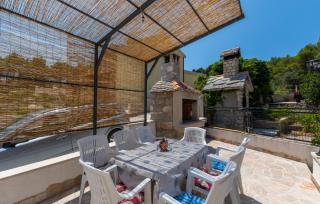 Apartments Listes - Milna - 1