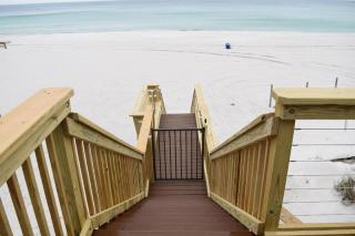 The Lighthouse 6 Bd Home With Beachfront Pool And Hot Tub - Panama City Beach - 7