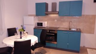Apartman Dalmatino - Sutivan (San Giovanni di Brazza) - 2