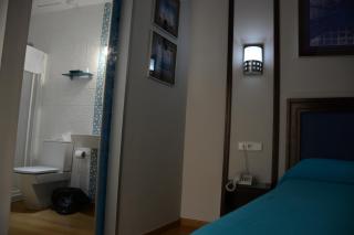 Hotel y Apartamentos Doña Lola - 4