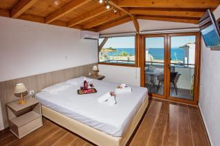 The Blue Beach Apartments - 1