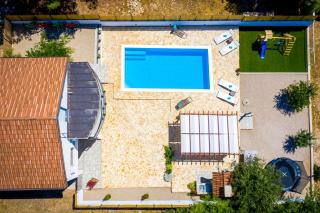 Villa R&B heated pool - Vrpolje - 5