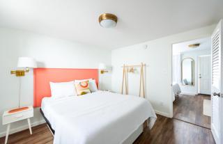 Royal Palms Motel - 1