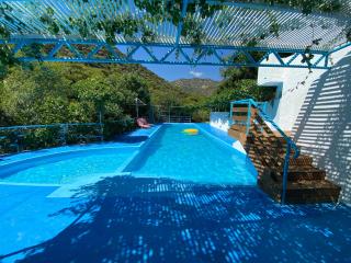 Oleander's Garden Traditional Cretan Cottage - 4