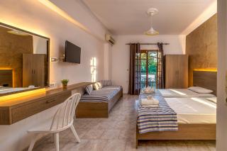 Amarylis Beachfront Studios - Amoudi - 3